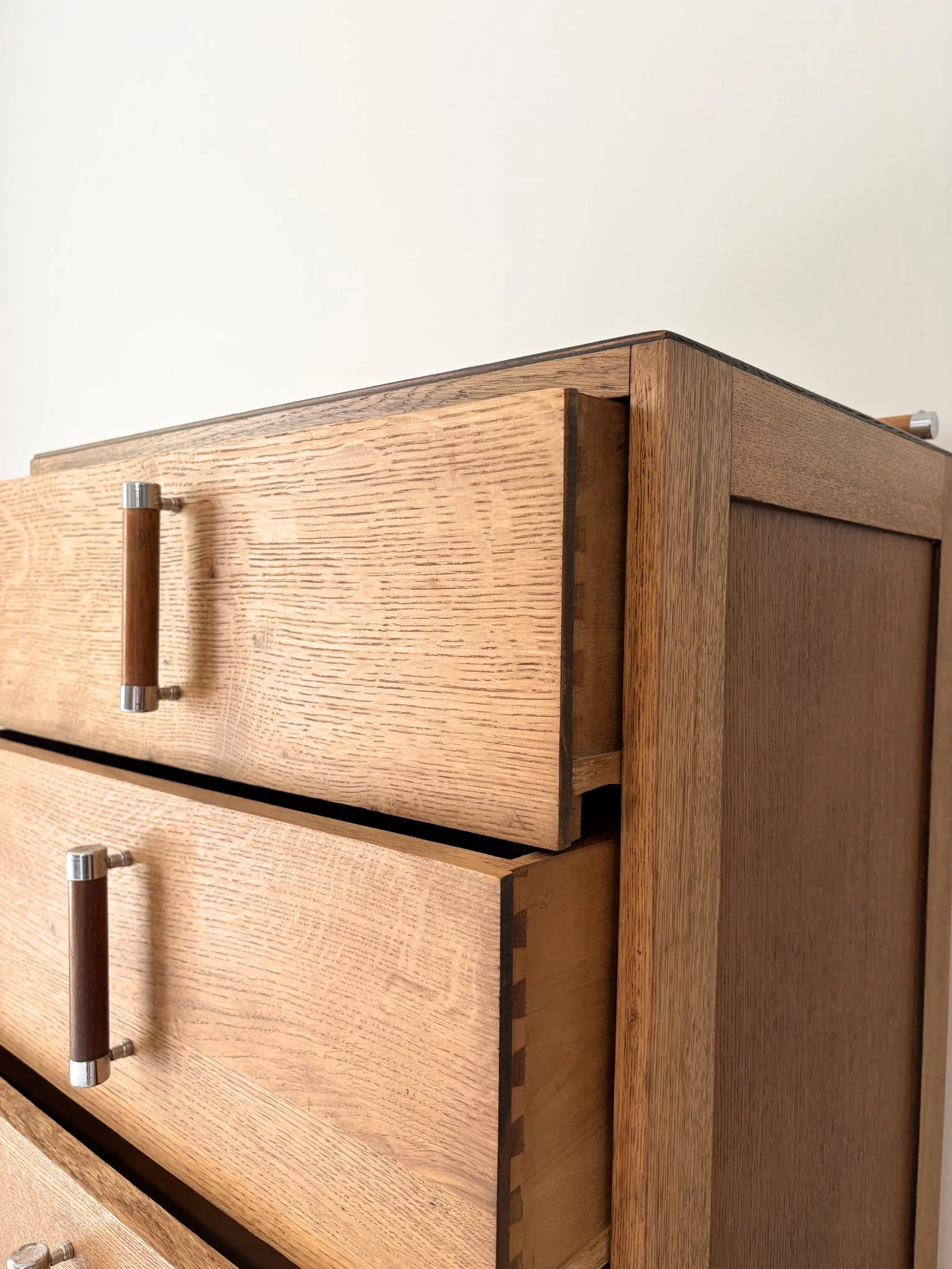 Art Deco Drawers With Chrome Design Details - Bureau Bruton Vintage Furniture Art and Objects