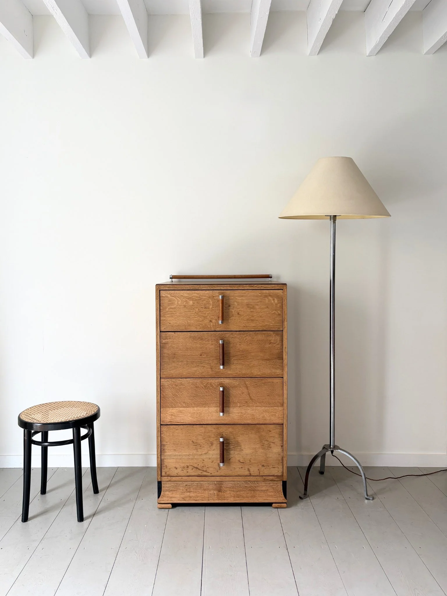 Art Deco Chest of Drawers In Quarter Sawn Oak - Bureau Bruton Antiques and Vintage