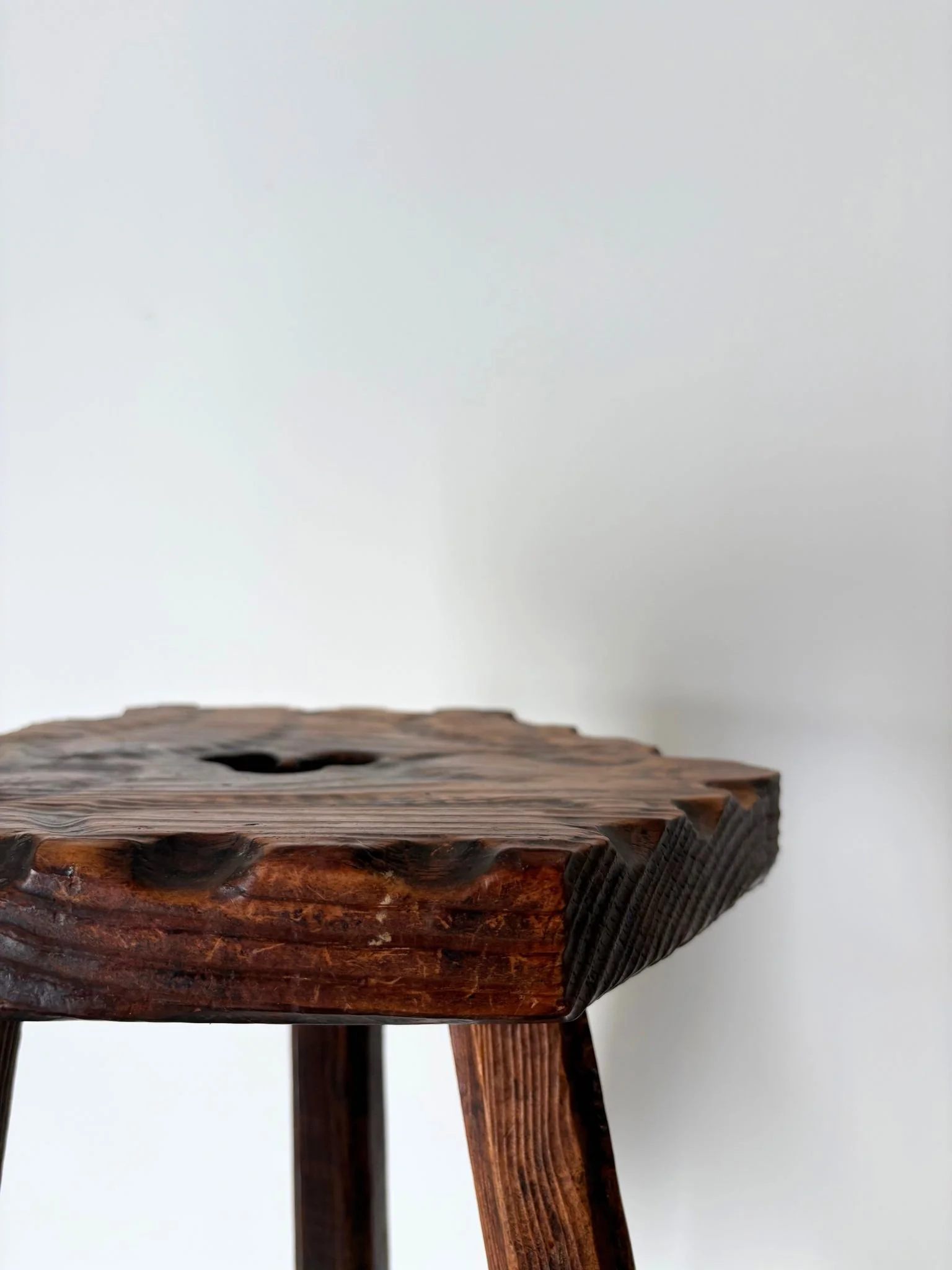 Gouged Colonial Stool (3).jpg