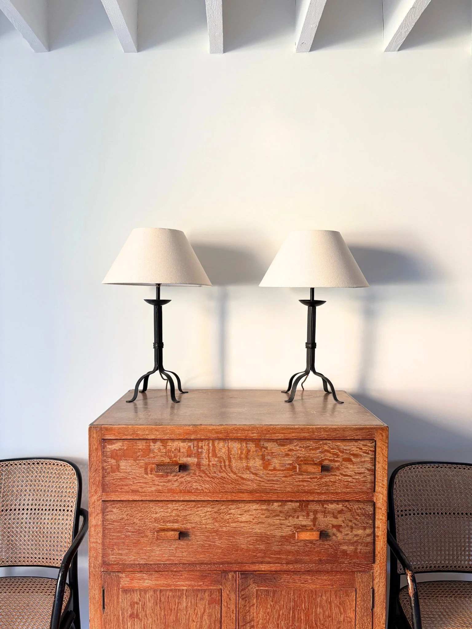 20th Century Heals Tallboy In Solid Limed Oak Wood - Bureau Bruton