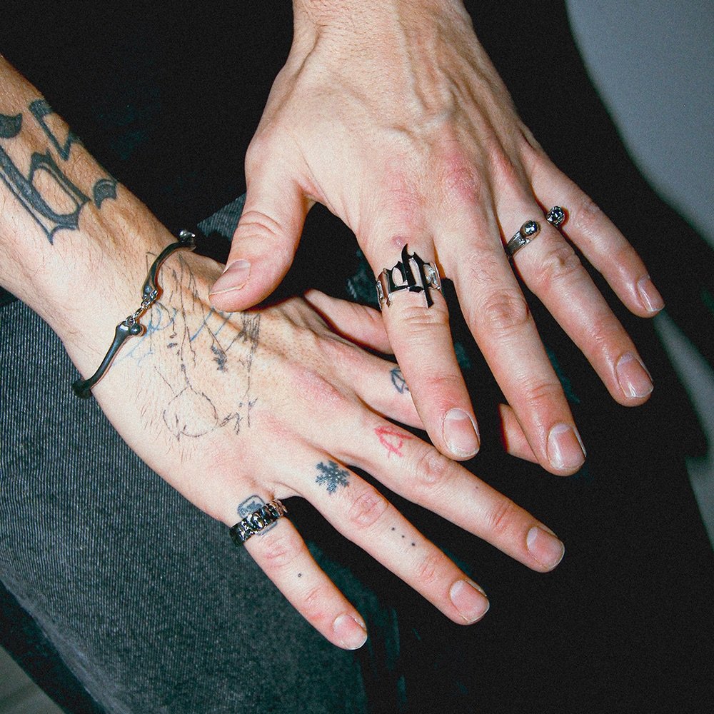 as_hand2.jpeg
