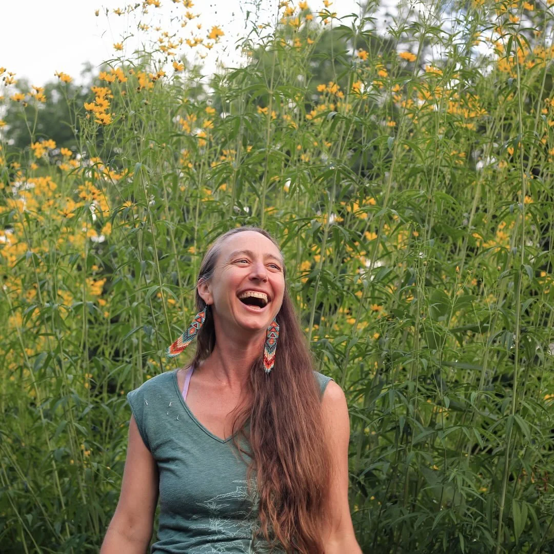 Snag some joy where you can! @herbalwombwisdom and I were cracking each other up all through our photo shoot in the community garden at Wales Park.
