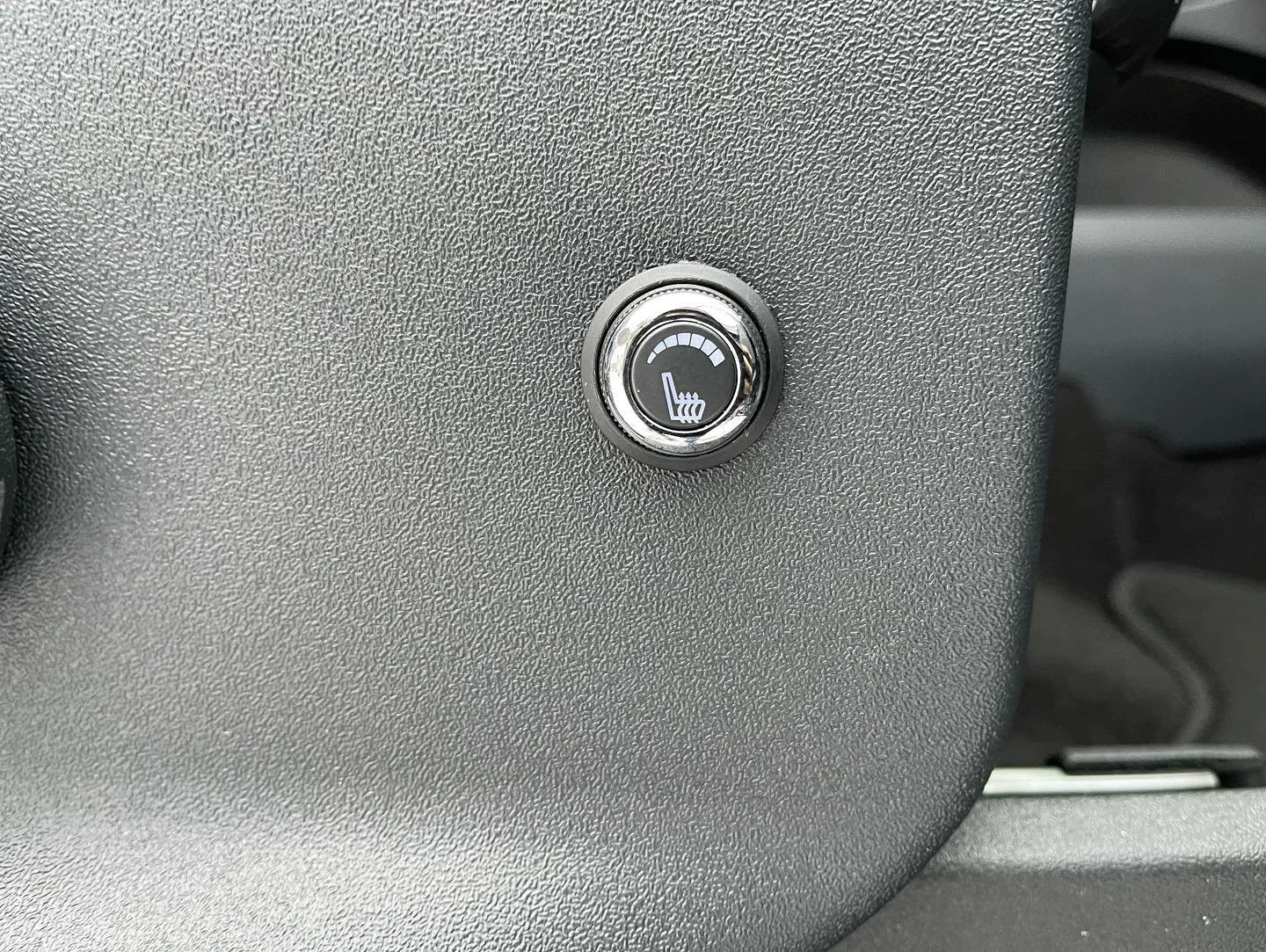 Premier Auto Restyling, Inc.