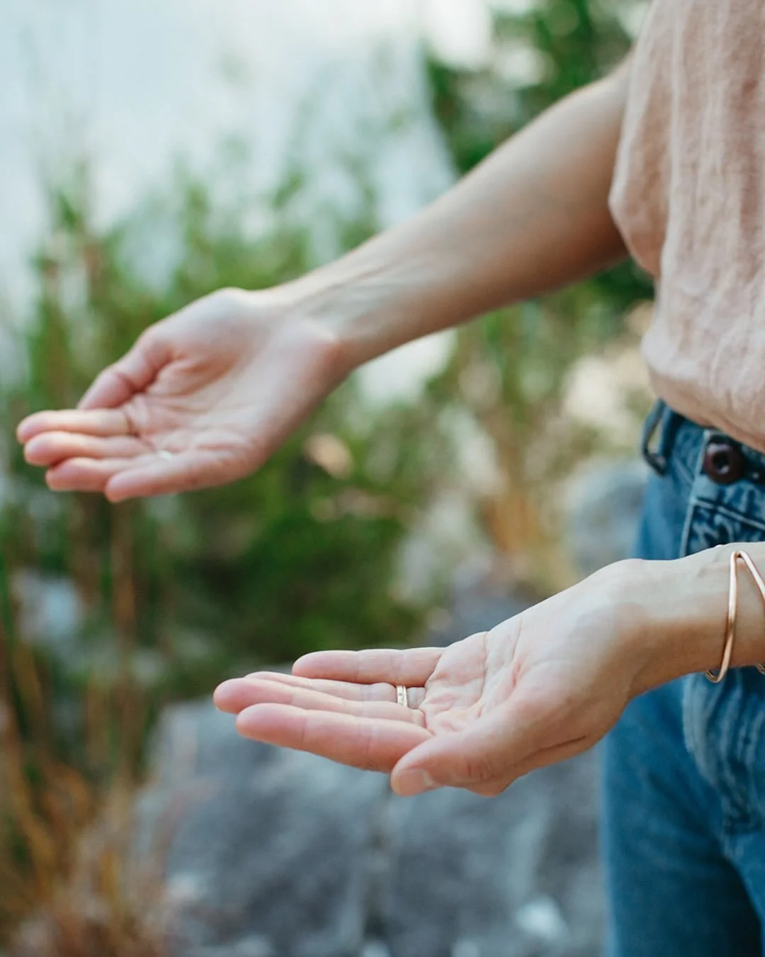 Awaken your intuition&hellip;wherever you are. ✨

Introducing Intuitive Awakening, a new virtual offering from Eve Daher Kinsella of @gentlebeing.

This 5-week, self-paced experience helps you build a grounded, repeatable intuitive practice; deepenin