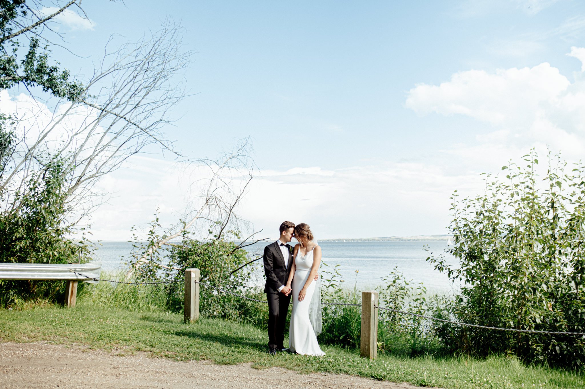 seba-beach-alberta-wedding-erin-gio-0012.jpg