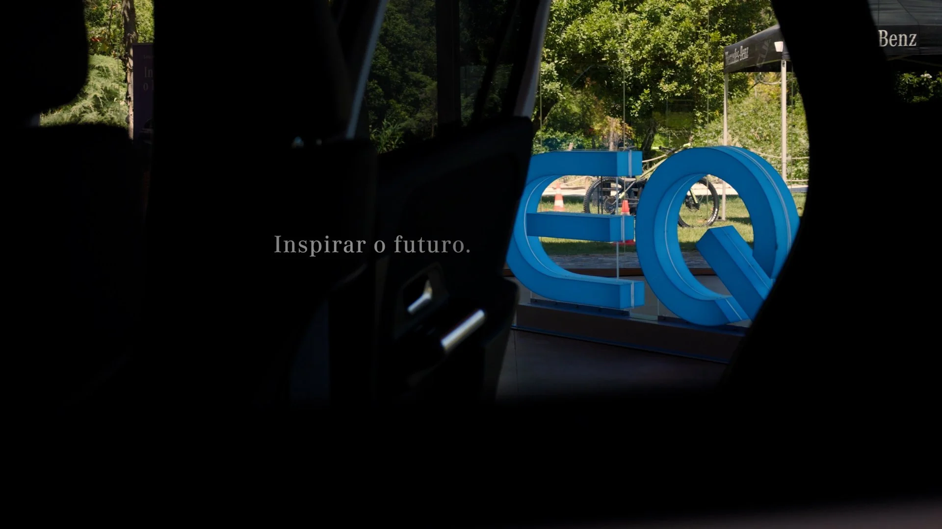 2021-05-20 Mercedes EQ .mp4.00_01_24_00.Still005.jpg