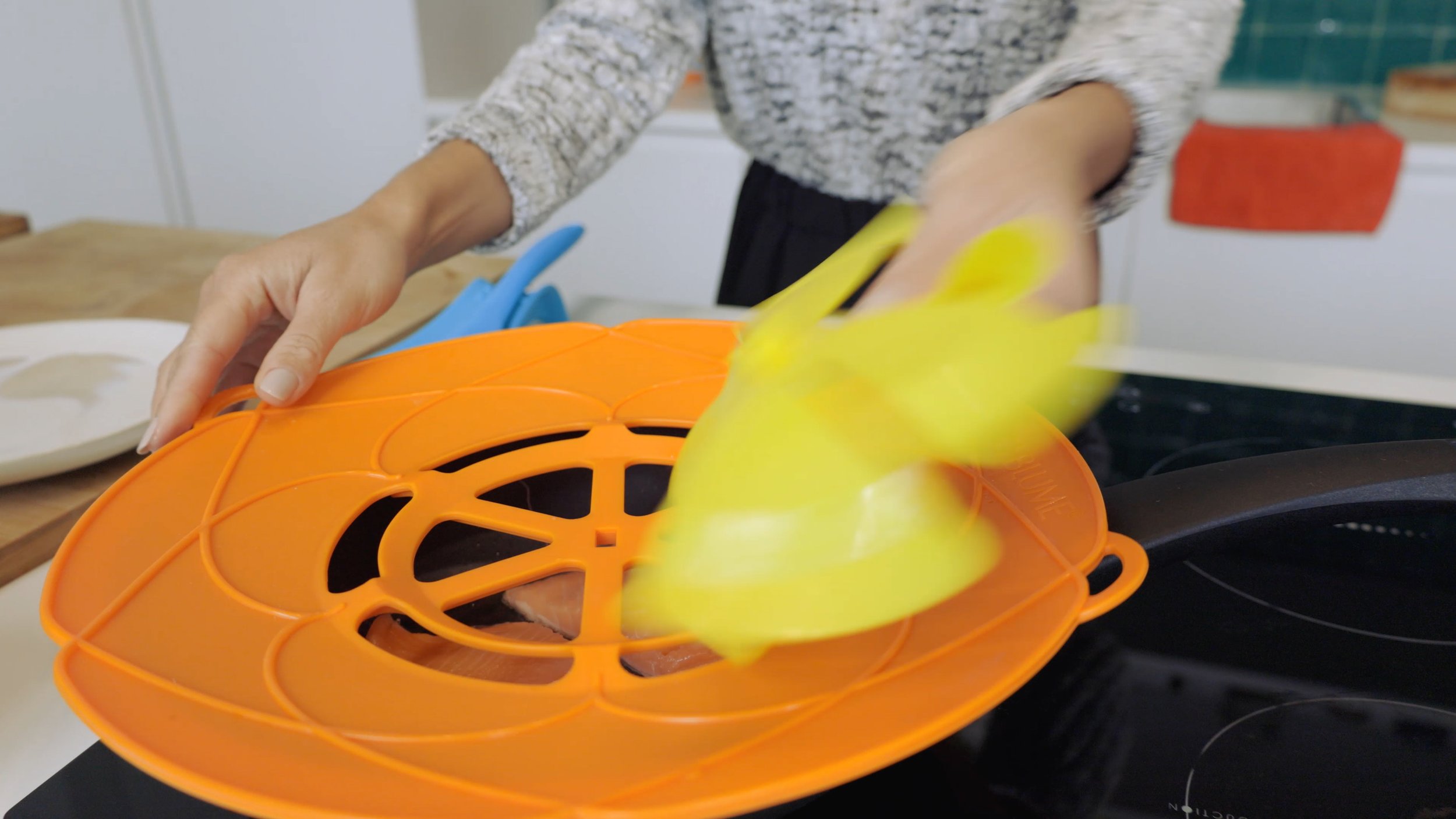 tampa flor  4k es.mp4.00_00_22_03.Still004.jpg