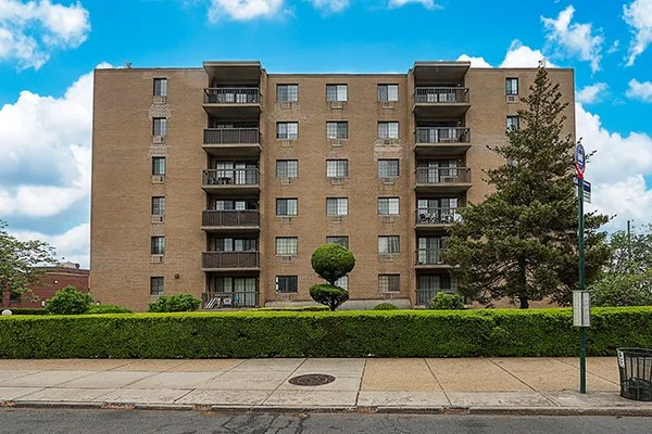 71-49 Metropolitan Ave, Middle Village 2.JPG