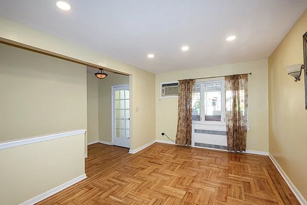 63-64 78th St, Middle Village 12.JPG