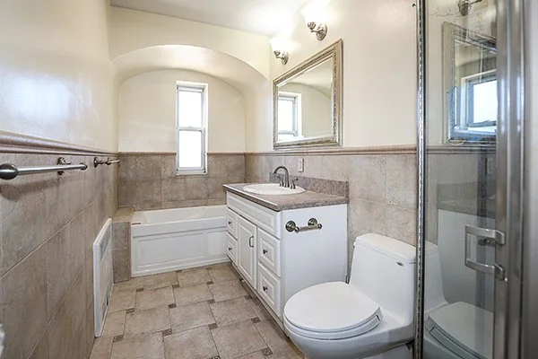 63-64 78th St, Middle Village 25.JPG
