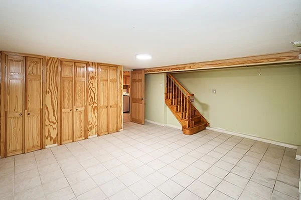 63-64 78th St, Middle Village 28.JPG