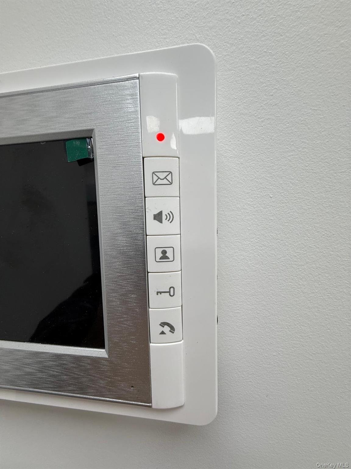 2026-01-22.359 St. Nicholas Ave.,#2F,RW (15).jpeg