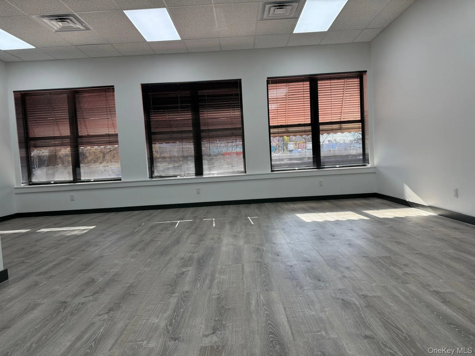 2026-01-22.359 St. Nicholas Ave.,#2F,RW (8).jpeg