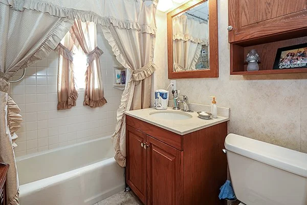 78-33 74th st, Glendale 21.JPG