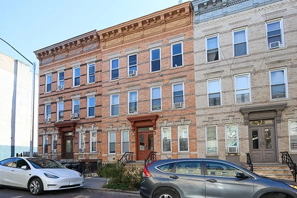 18-32 George St, Ridgewood 3.JPG