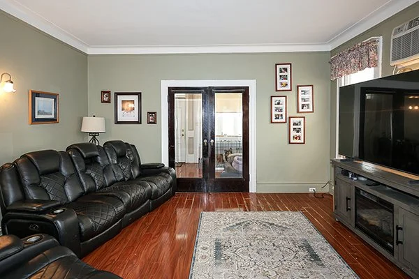 73-33 71st Pl, Glendale 7.JPG