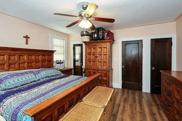 73-33 71st Pl, Glendale 19.JPG