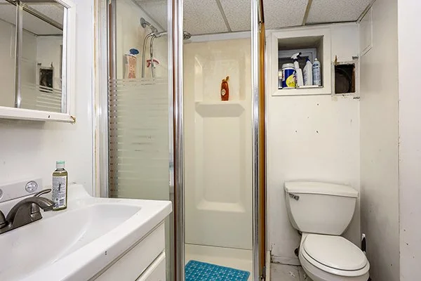 73-33 71st Pl, Glendale 28.JPG