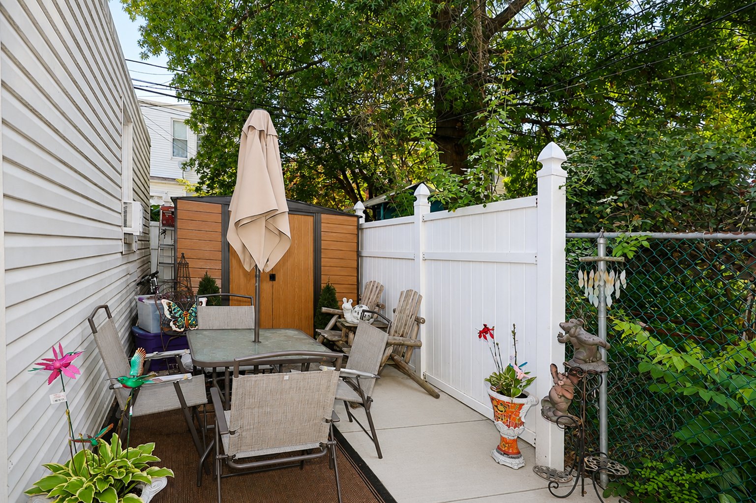 73-33 71st Pl, Glendale 32.jpg