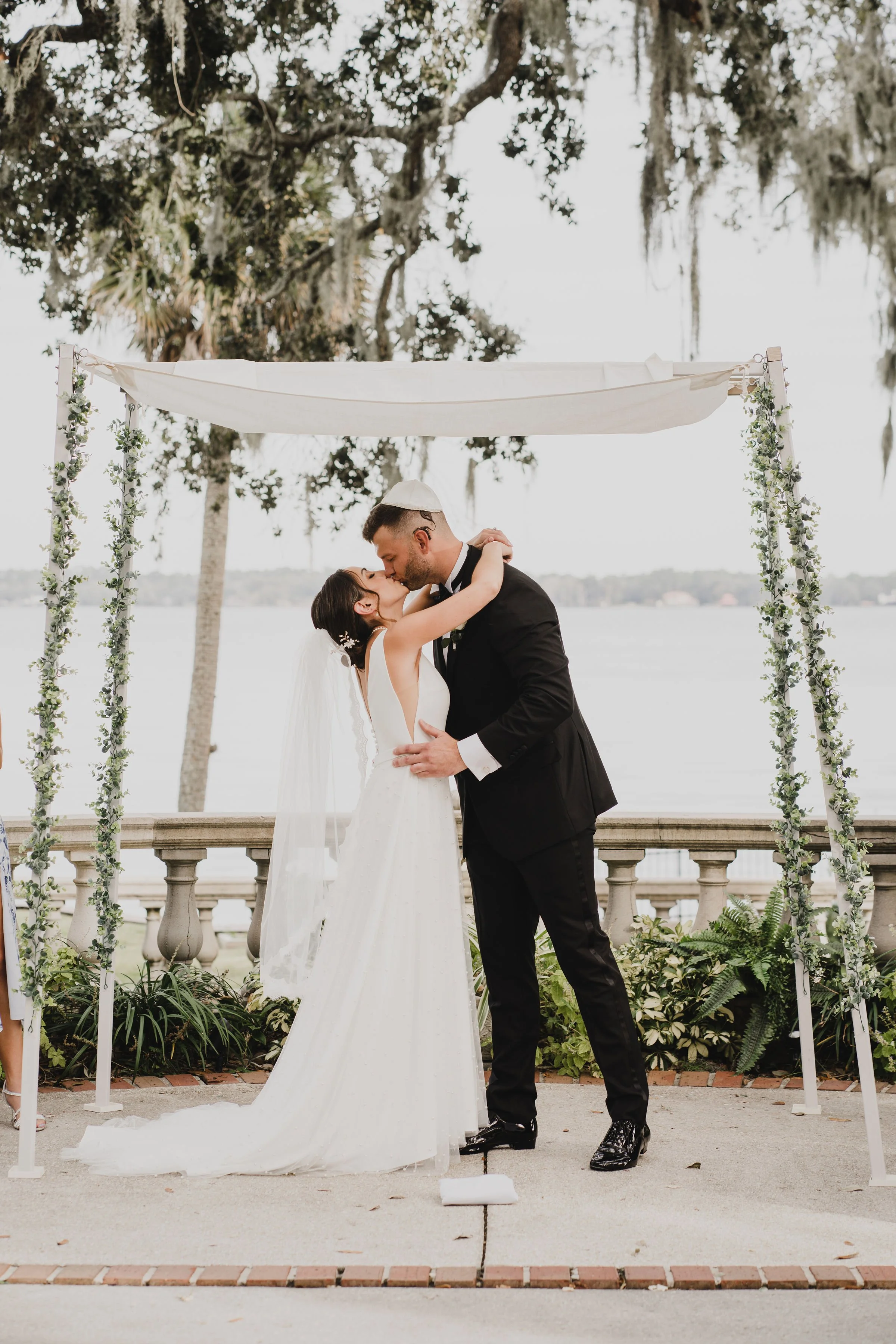 An Intimate Jewish Wedding Featuring Nate and Libby