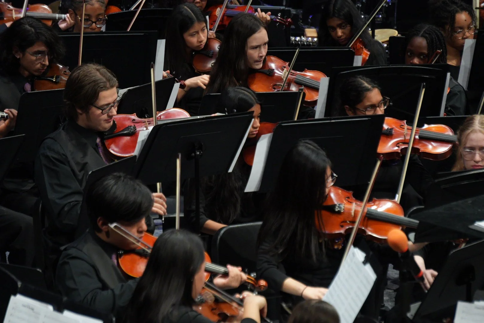 UDHS-WINTER-CONCERT-12-10-2582.JPG