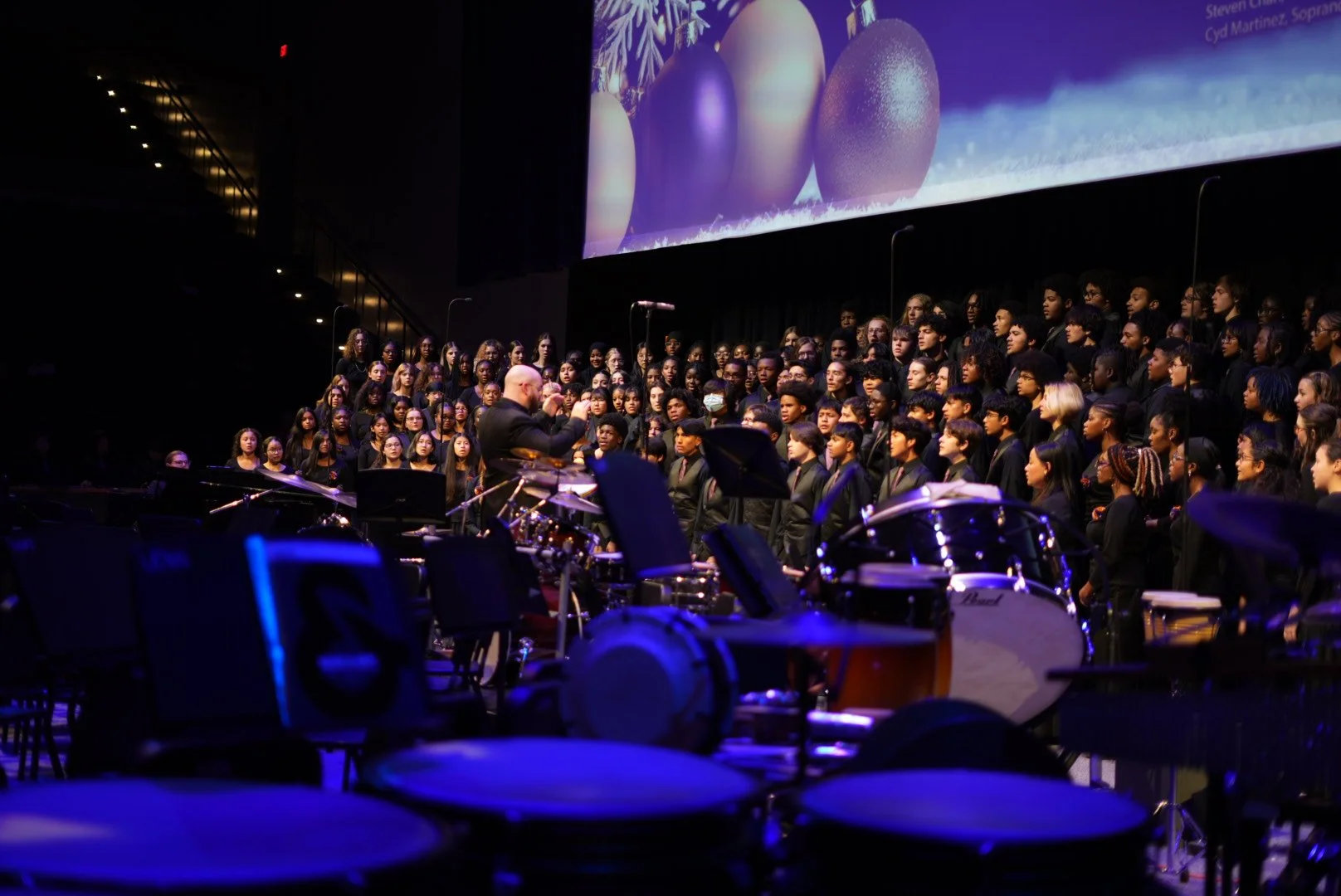 UDHS-WINTER-CONCERT-12-10-25212.JPG