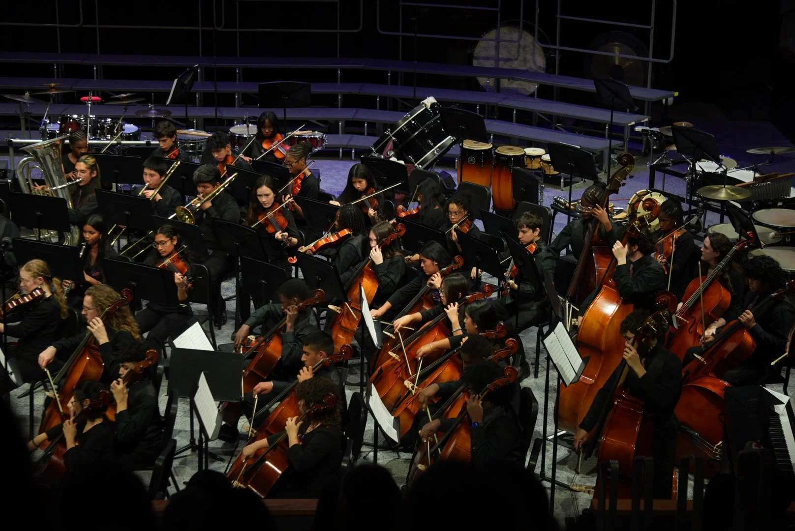 UDHS-WINTER-CONCERT-12-10-2574.JPG