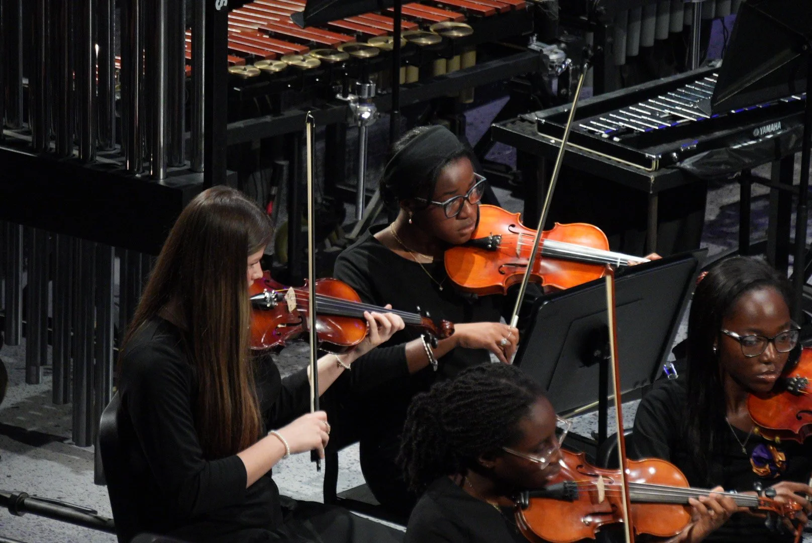 UDHS-WINTER-CONCERT-12-10-2552.JPG