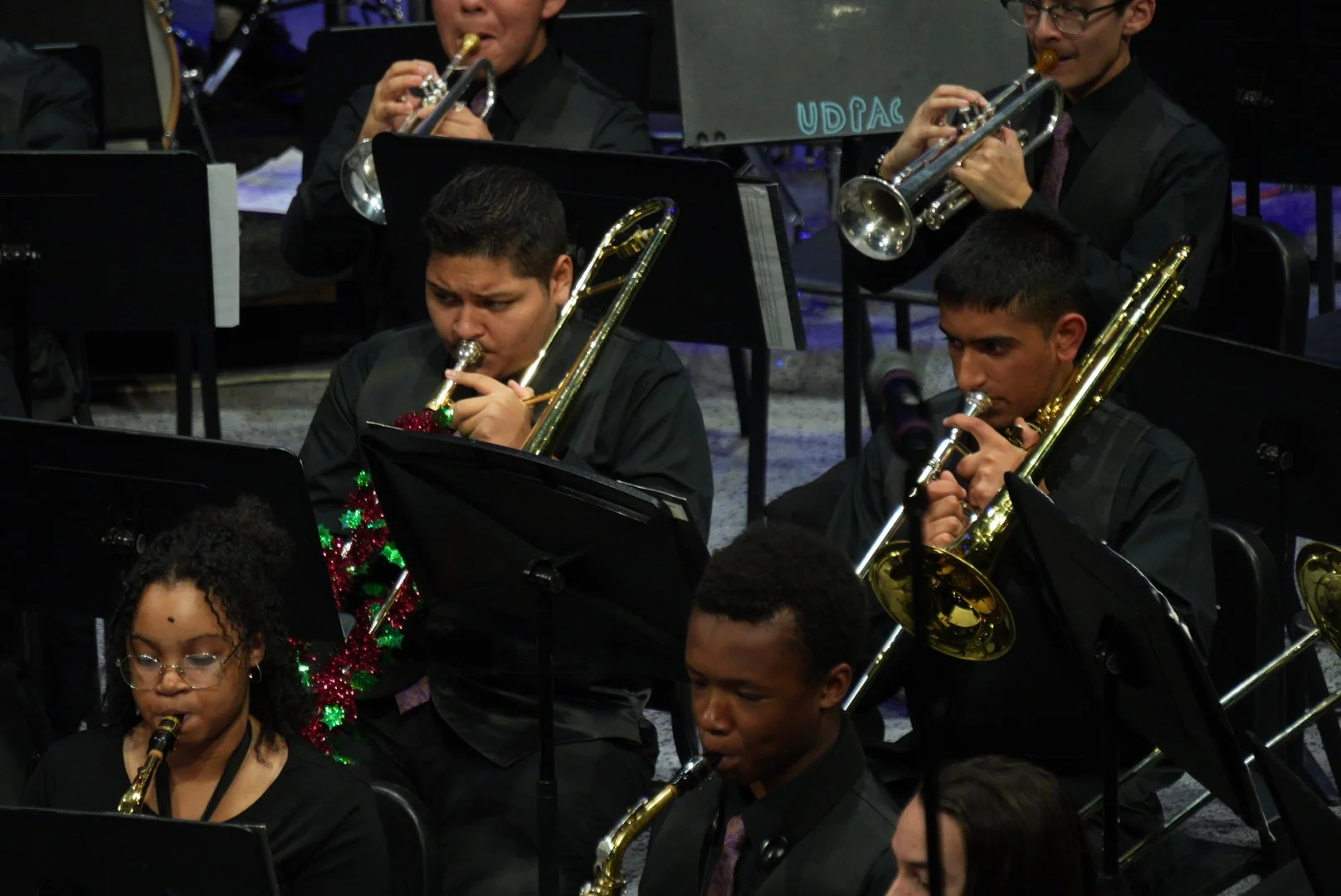 UDHS-WINTER-CONCERT-12-10-25182.JPG