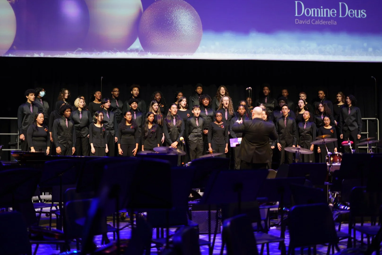UDHS-WINTER-CONCERT-12-10-2592.JPG
