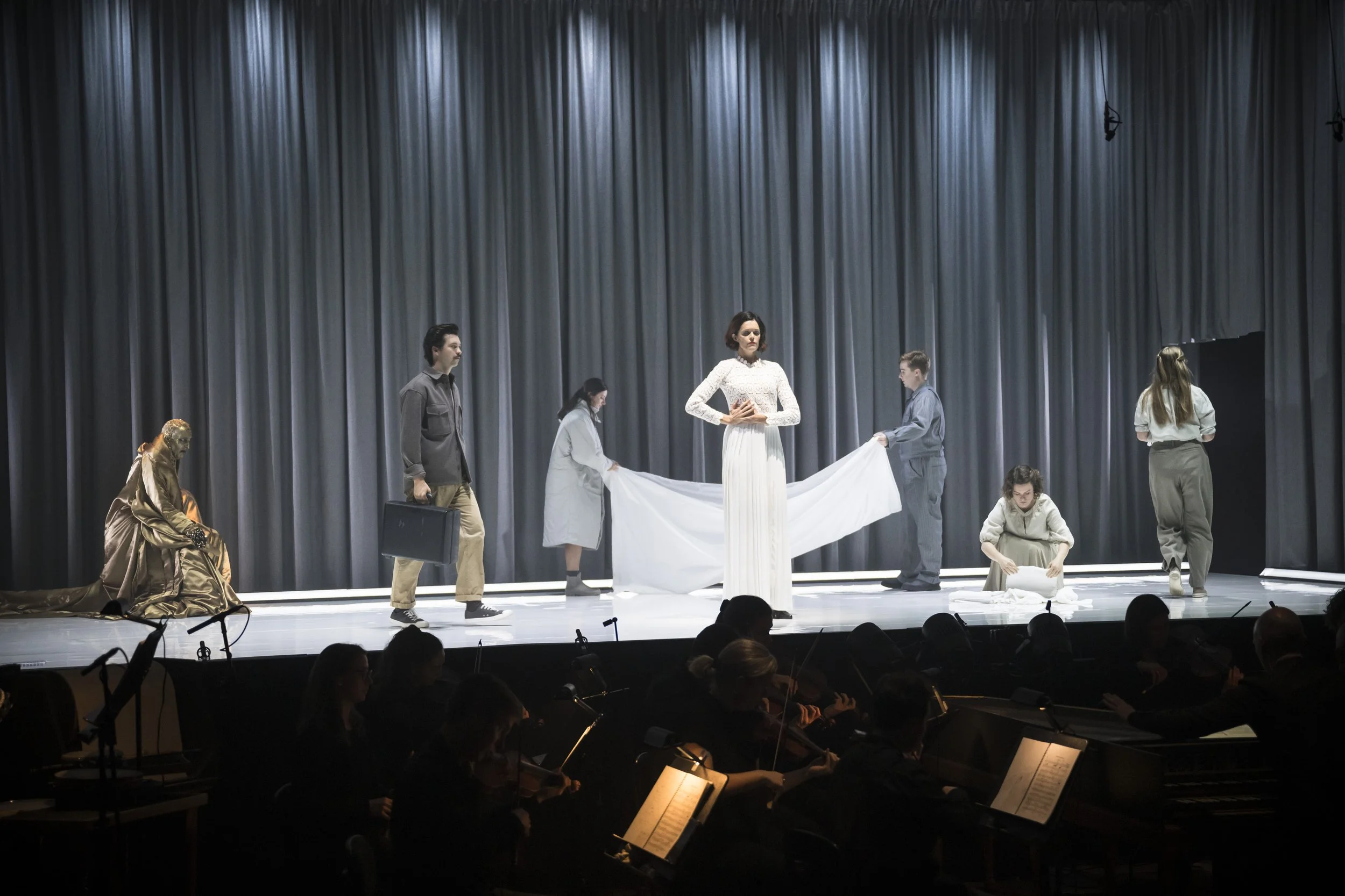 Costume supervision - Dido and Aeneas