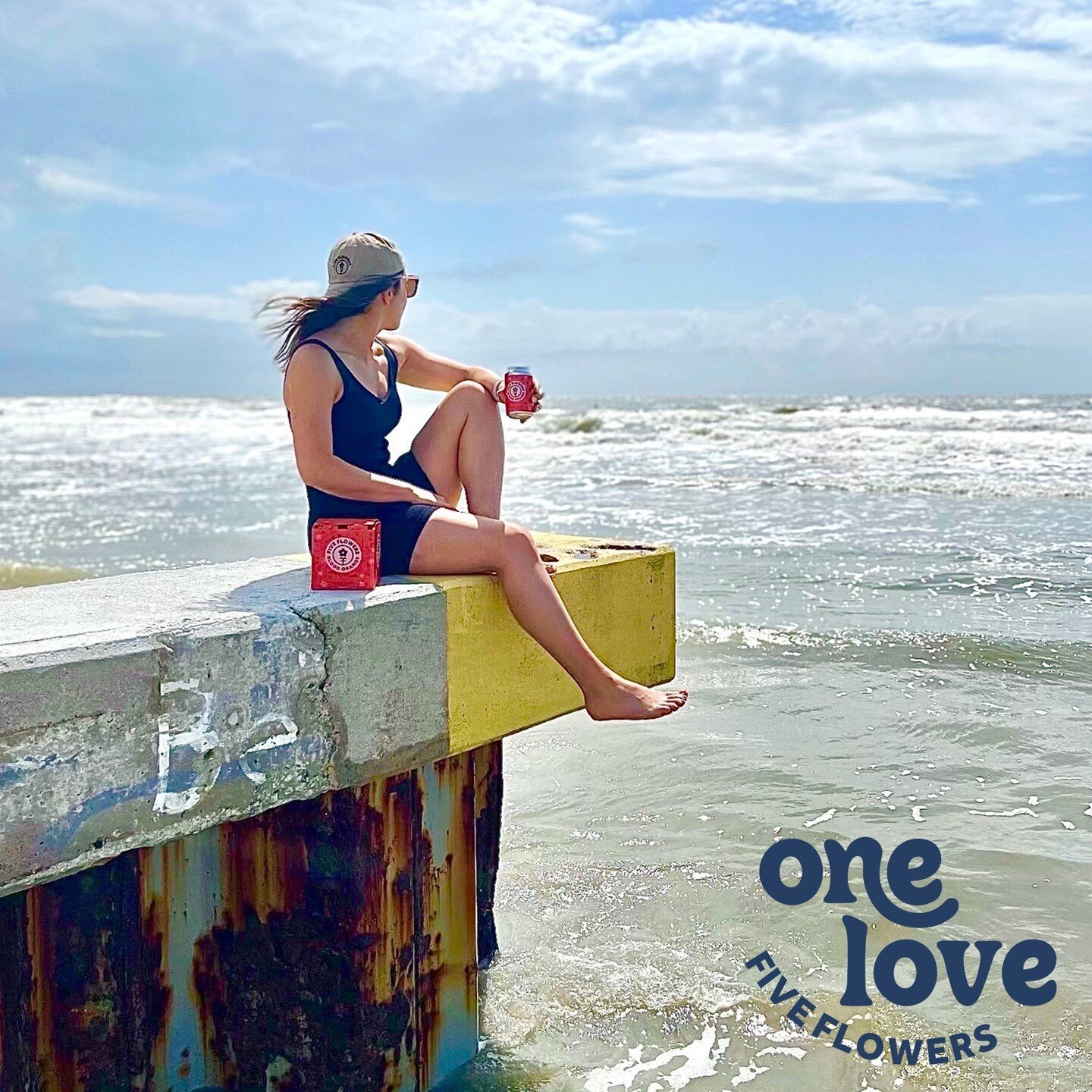 Pier Away 🌊⁠
&bull;⁠
Ahhh&hellip; the wind, the smells, the fresh air. Is your &ldquo;One Love&rdquo; taking in all that the beach has to offer? Whatever your love, enjoy it more with Five Flowers.⁠
&bull;⁠
&bull;⁠
#onecarolina #charlotte #charlotte