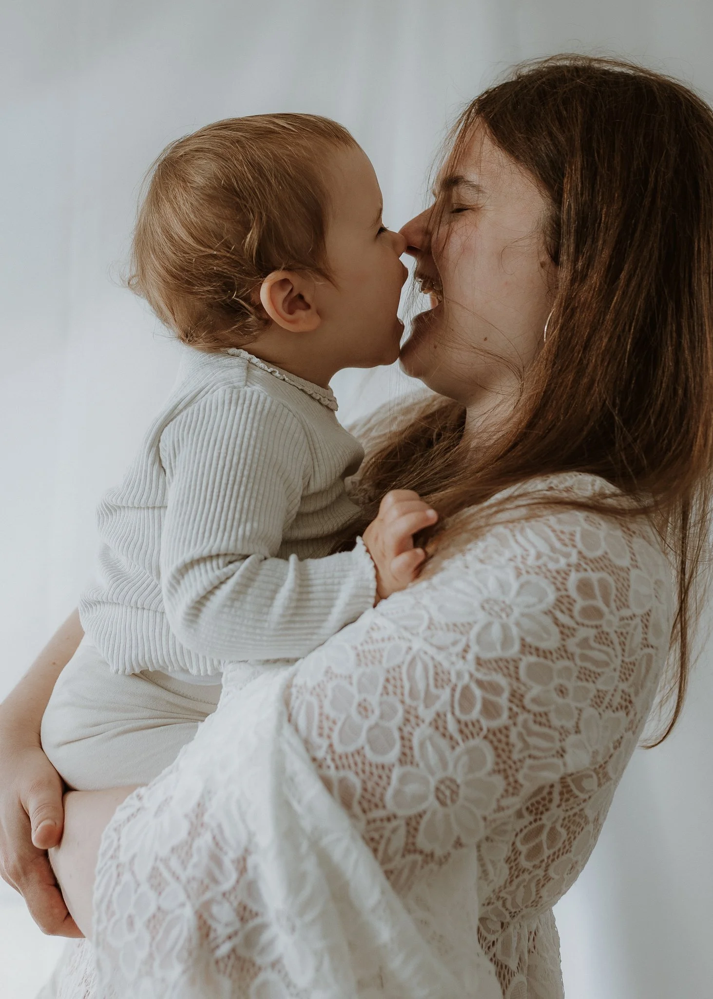 Morganna Monk Photography-StudioMotherhood-Lisa&Caia-18.jpg