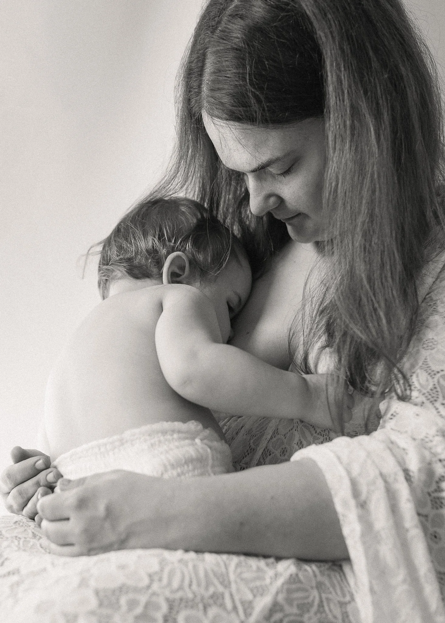 Morganna Monk Photography-StudioMotherhood-Lisa&Caia-43.jpg