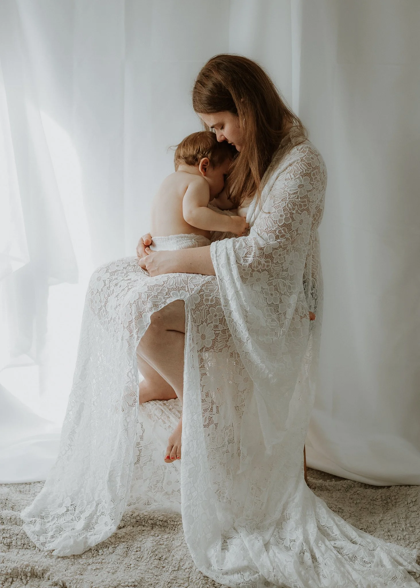 Studio motherhood session with Lisa & Caia