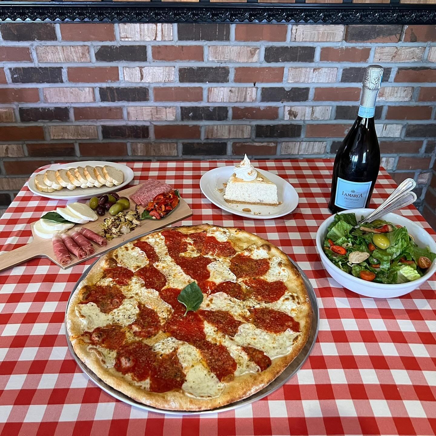 To celebrate all the hardworking moms, enjoy a @grimaldispizzeria Mother&rsquo;s Day Meal Deal from Friday May 10th through Sunday May 12th. You can choose from delicious combos which all include a starter or salad, 16&rdquo; to 18&rdquo; pizza and a