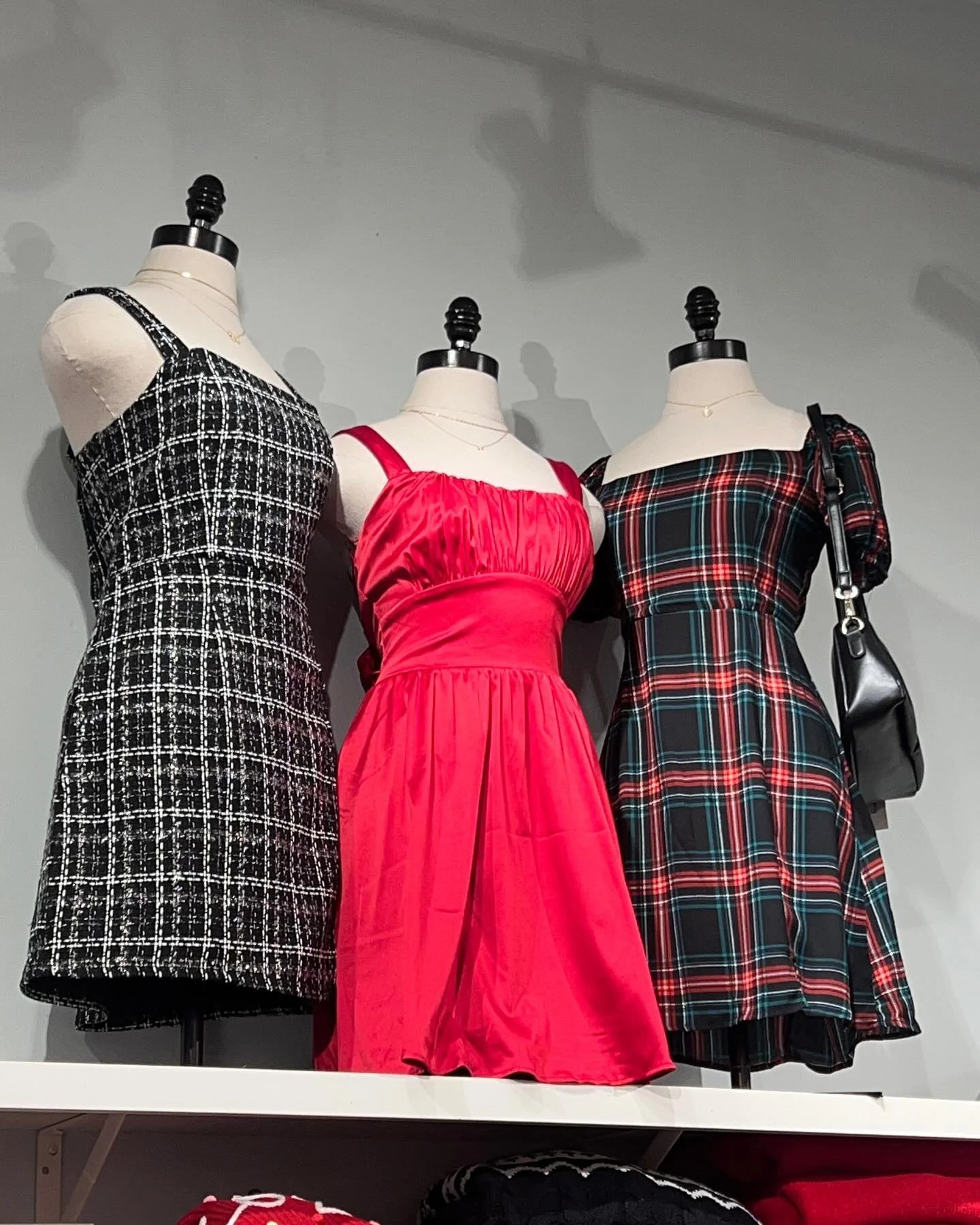 Swooning over these holiday looks at @francescas at 50% off!