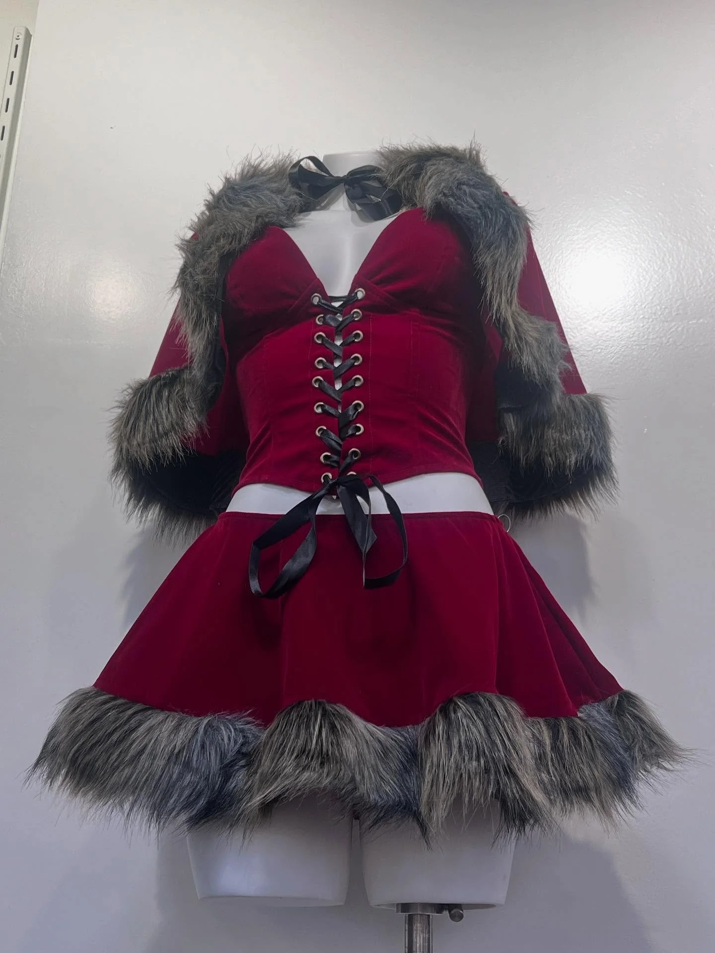 Some devilishly fabulous Halloween looks available at @windsorstore ๐ถ๏ธ๐๐