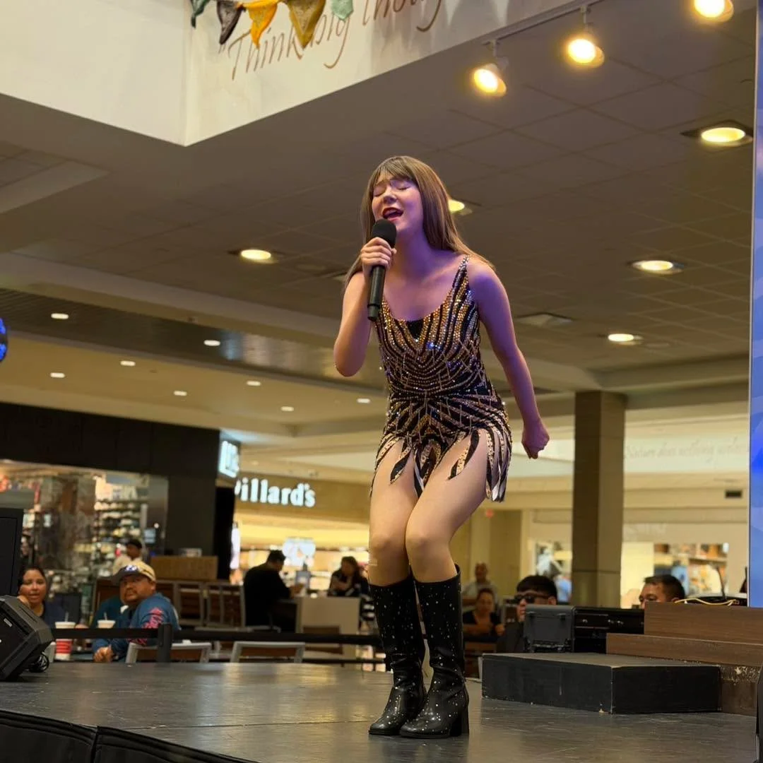 🎶 Are you ready for it? 🎶

After an unforgettable Taylor Swift tribute weekend, the summer fun keeps rolling at Camp La Palmera! 🌞 Week 6 is packed with FREE family fun, from grabbing the mic at karaoke to meeting some furry new friends at our fan