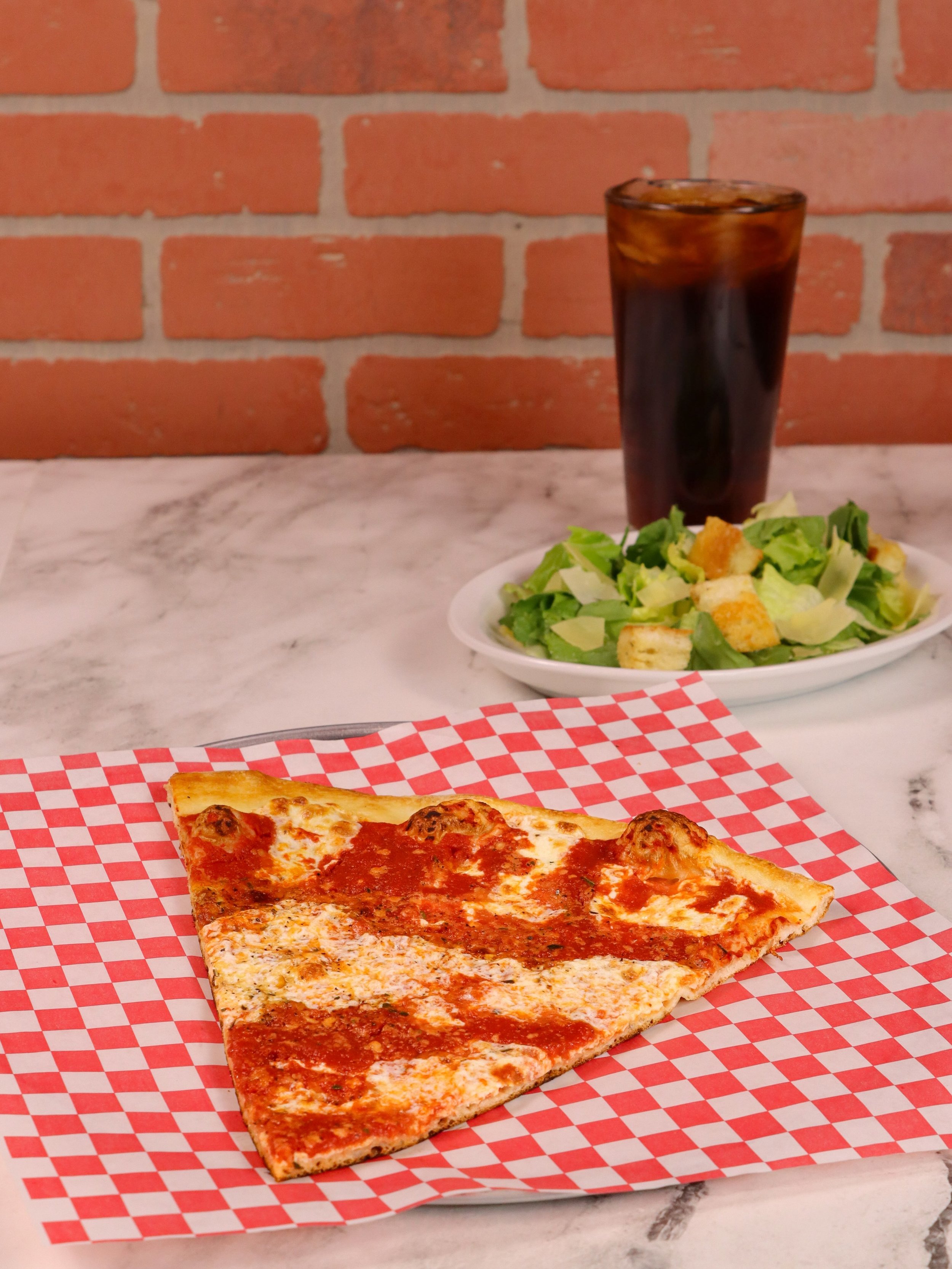 No time for lunch? Make it quick at @grimaldispizzeria with &ldquo;Slices ASAP&rdquo; available Monday-Friday from 11am-3pm. 
🍕Slice, Salad, Soda combo: $10.99
🍕Slice, Soda combo: $7.49
🍕Slice only: $4.00