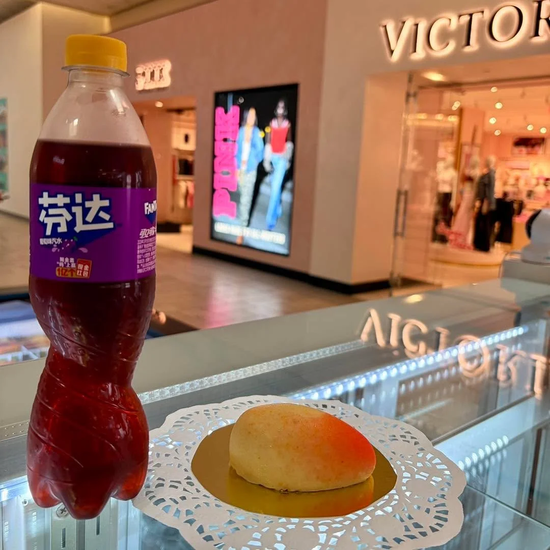 Mango cake + Fanta = delightful Sunday