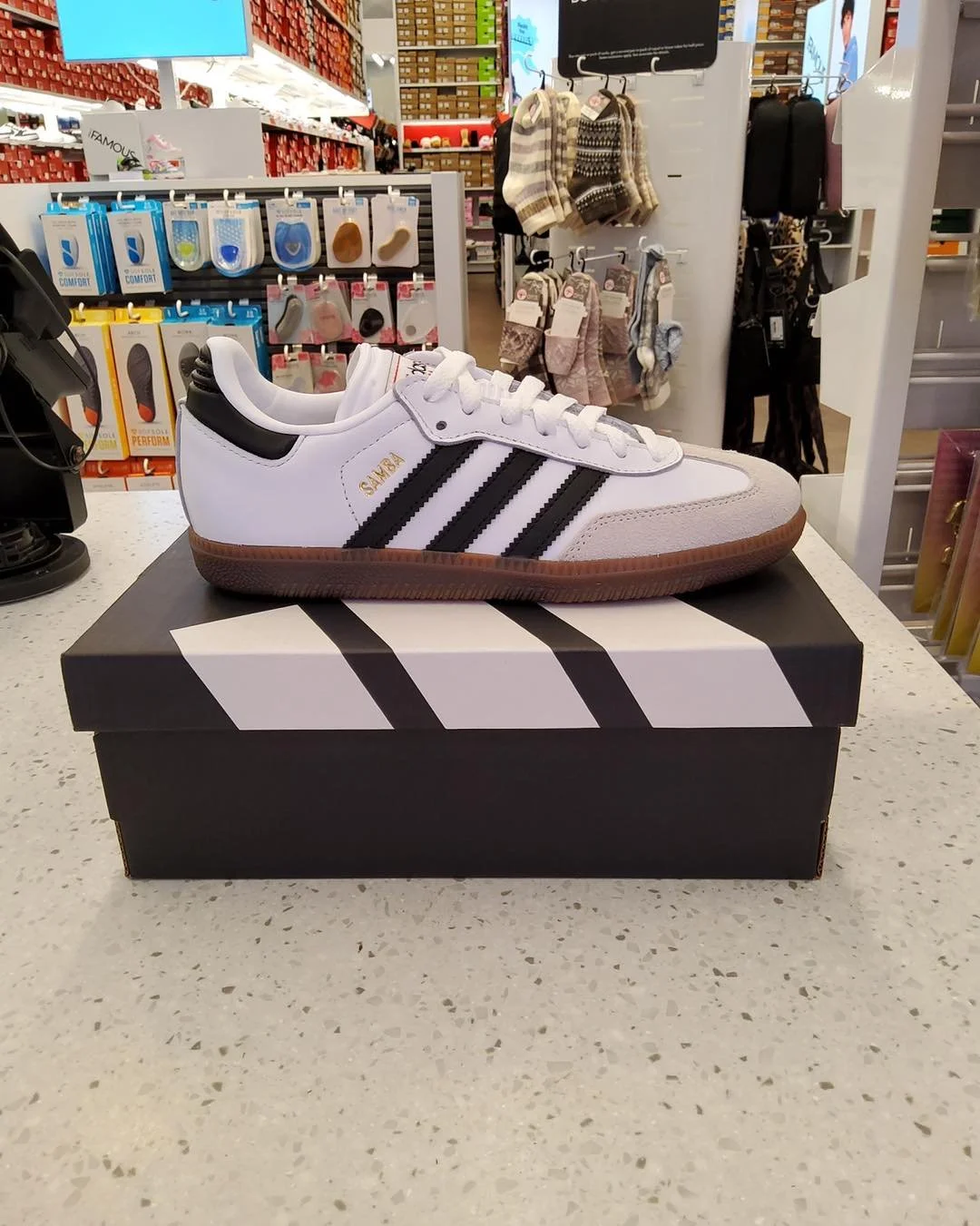 Look what has arrived at Famous Footwear at La Palmera! 👀🎁
✨Sambas 
✨Stanley 
✨Timberlands
✨New Brooks for men and women