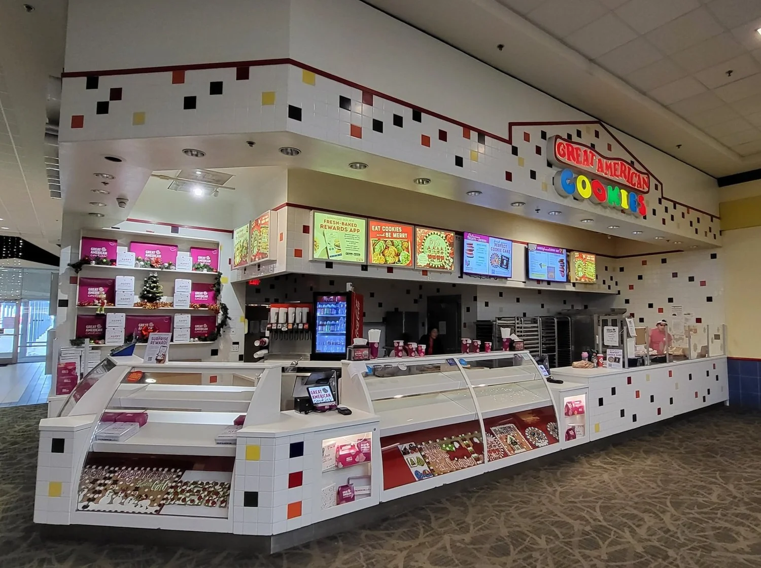 Great American Cookies — LaPalmera Mall