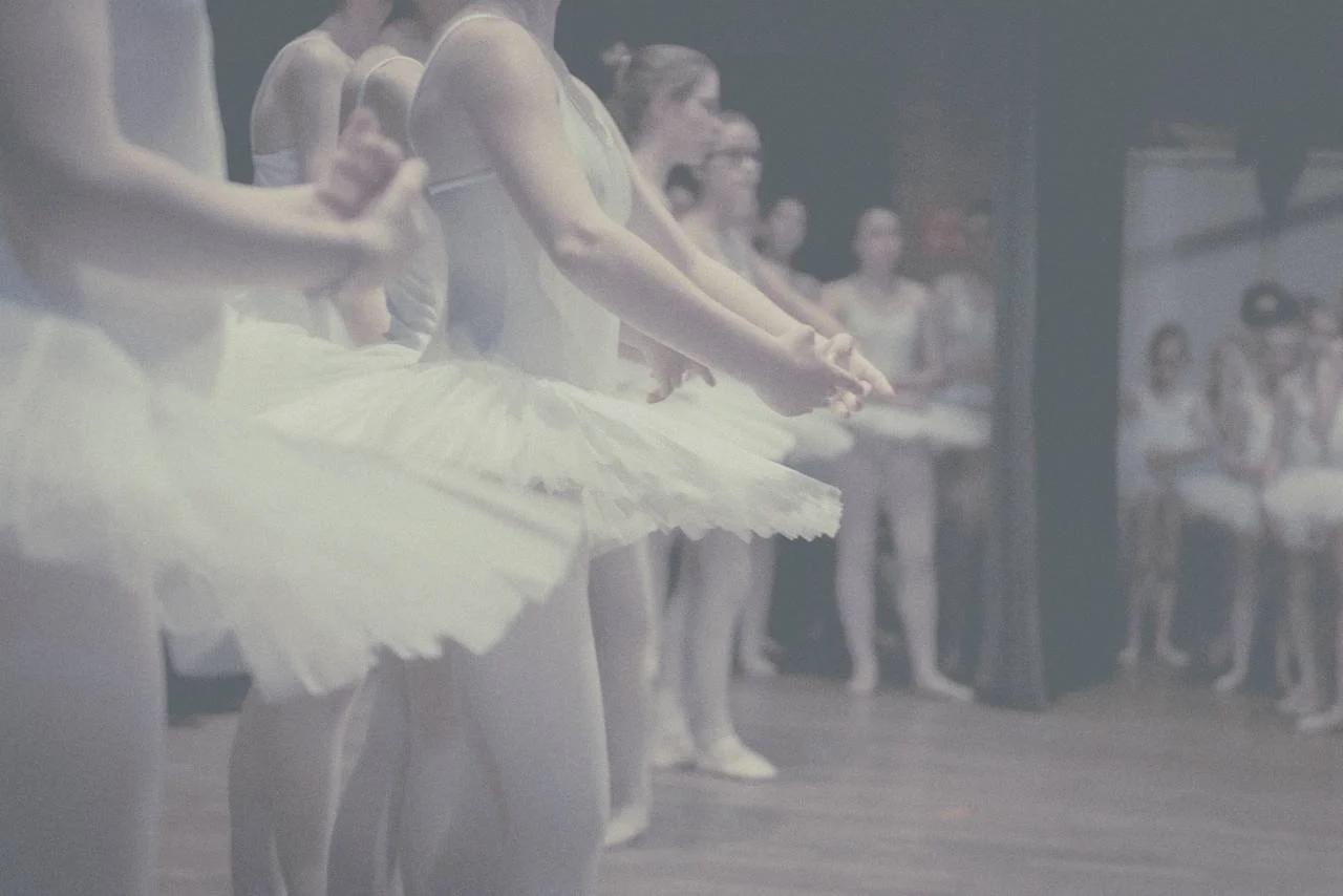 Dancers in white tutus class 1.jpeg