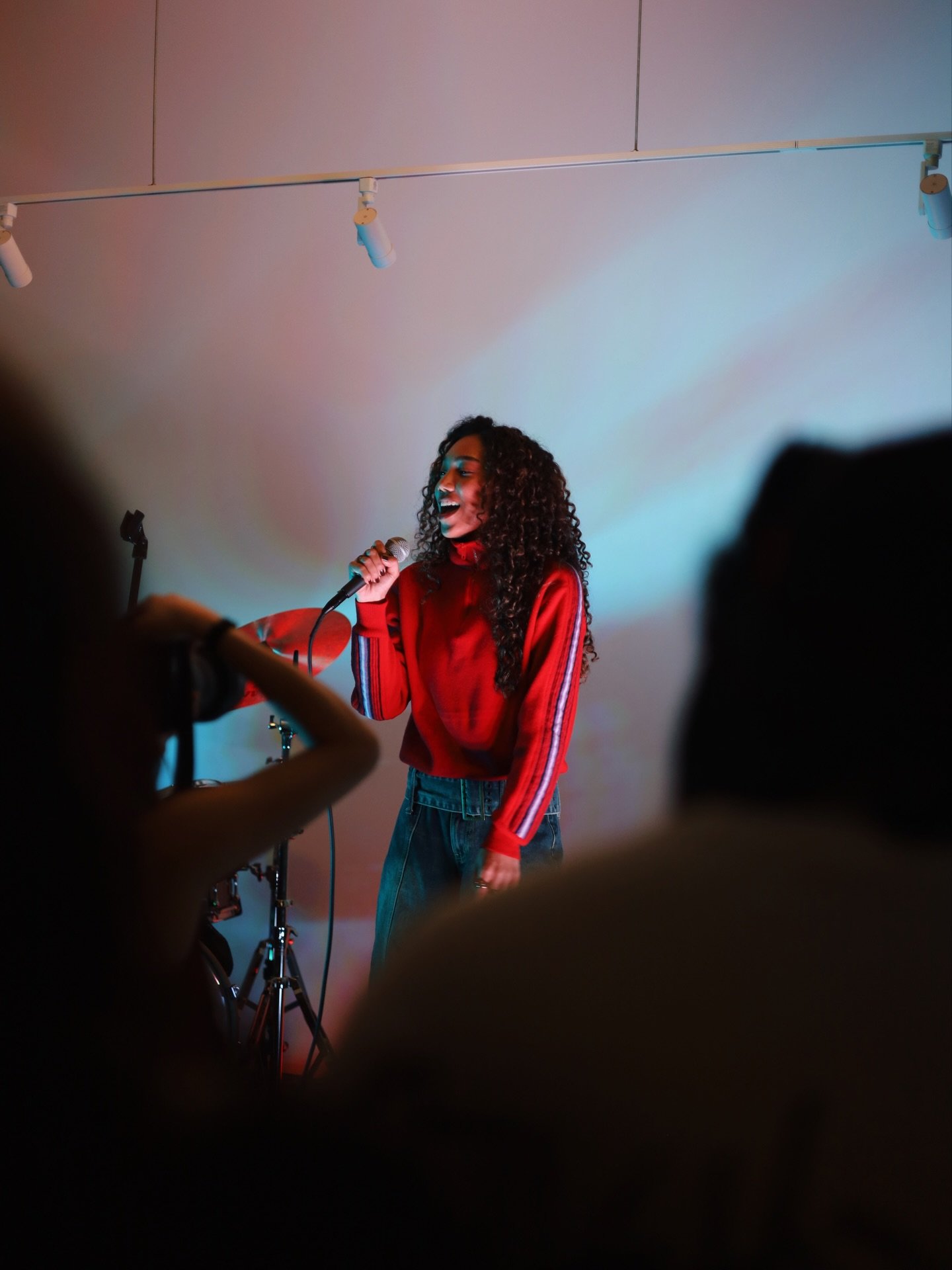 verticals.

LIBERATION OPEN MIC x HOT CONCRETE.

@bythedawgz @trpcoalition @solcollective 

3.01.2026 

📸 @sleepy._star._