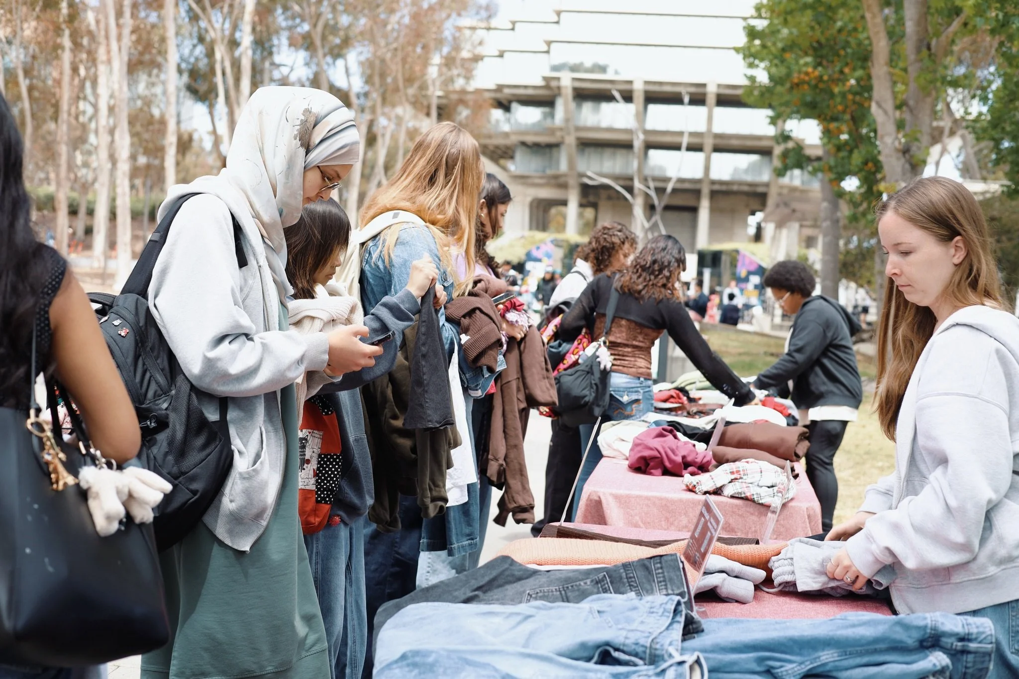 THRIFT &amp; RUMMAGE!!! 🌻🌷🛍️🎞️ huge thank you to those who showed out to our FLEA MARKET for CLIMATE JUSTICE, IMMIGRANT RIGHTS, &amp; A FREE PALESTINE!!! 🇵🇸✊🌎🌱🍄 our pop-up sale last week raised $400+ towards direct mutual aid of organization
