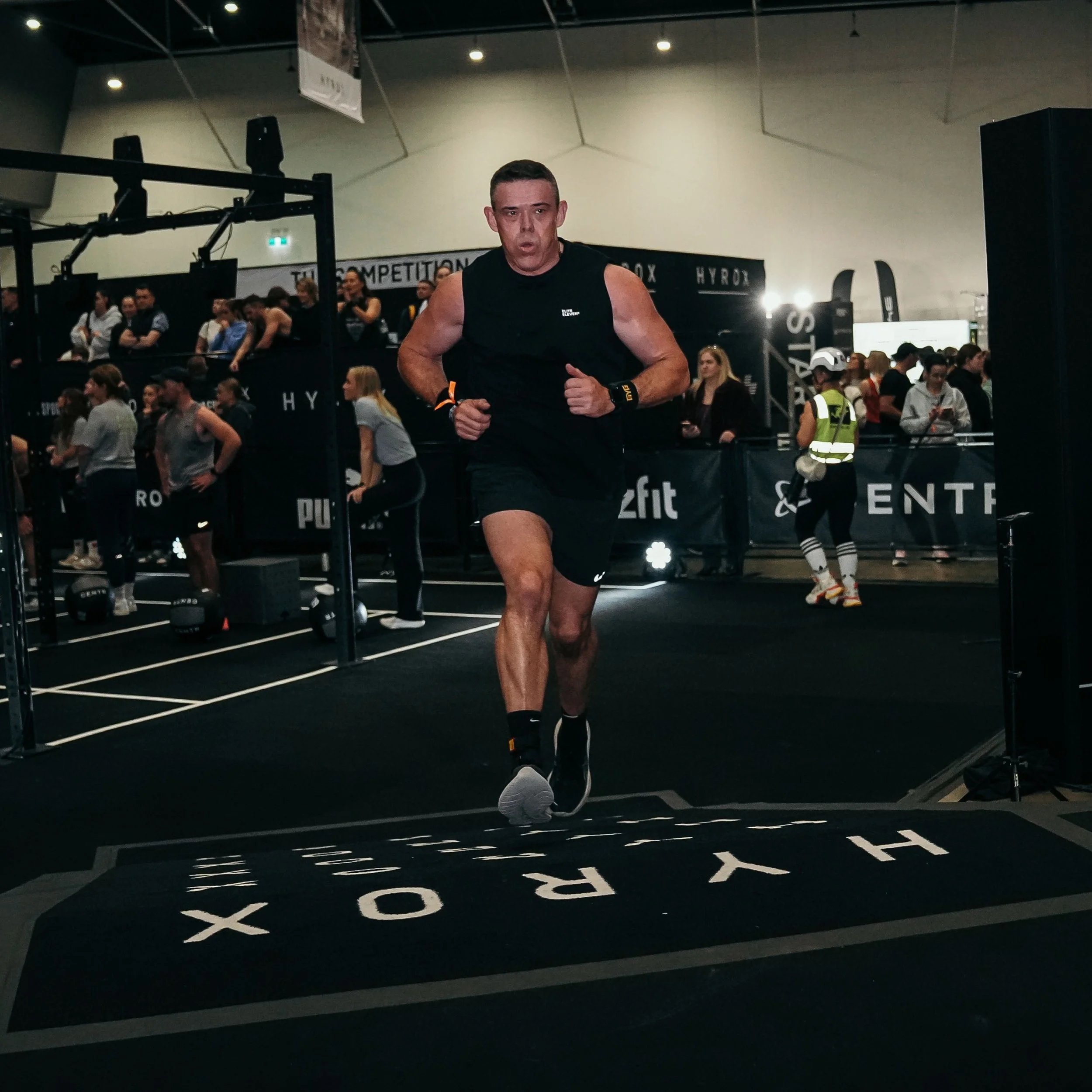 Welcoming Matt to the Performance Bliss #1 squad. 
Matt joins our running coaching in pursuit of his debut marathon in Melbourne this year as well as both Perth and Melbourne Hyrox this year. Matt is a business owner who loves to chase the growth and