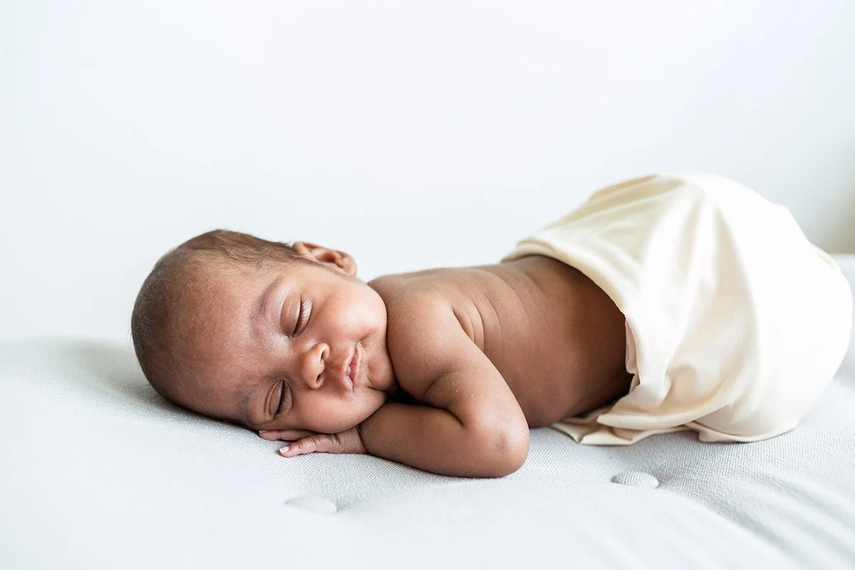 susanne_wysocki-fotografie-newborn-baby-familie- neugeborenenfotografie-shooting-trier-luxemburg-babygirl-twins-083.jpg