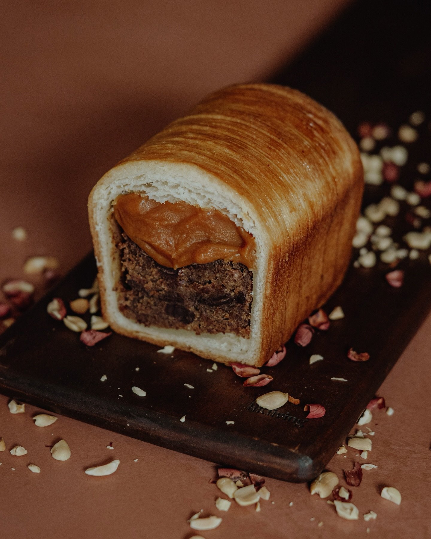 👑Les commandes pour mes galettes des rois 2026 sont ouvertes.

P&acirc;te &agrave; croissant 🥐 
Frangipane &agrave; la cacahu&egrave;te de @ferme_darrigade 🥜
Caramel au beurre sal&eacute; 🟤
Barres de chocolat noir 66% 🍫 

🎁 jusqu&rsquo;au 31 d&