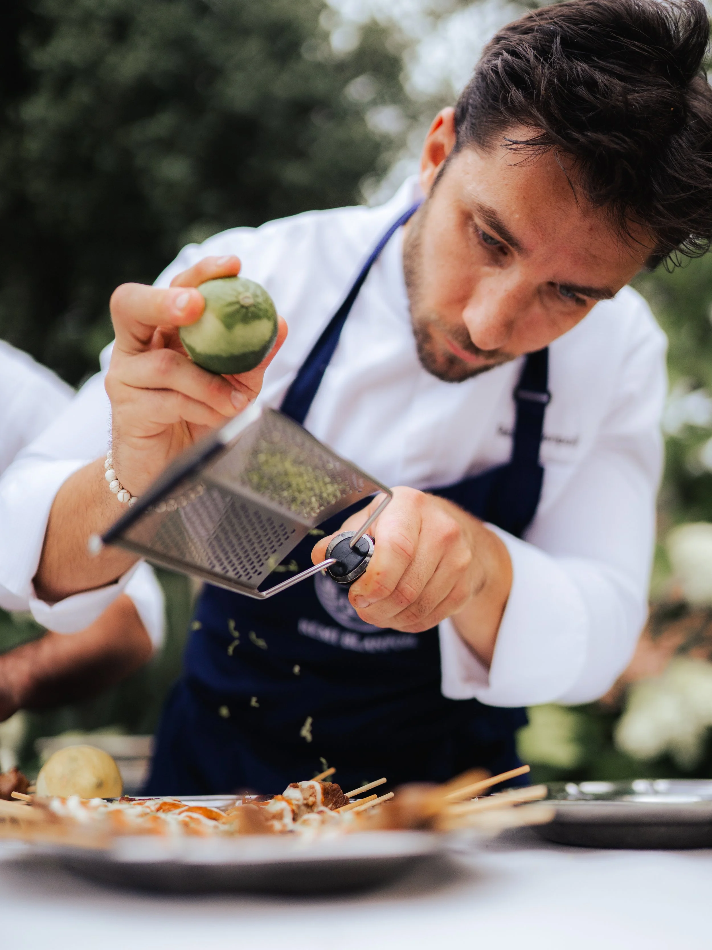 Atelier live cooking chef privé Pays basque et Landes – expérience culinaire interactive